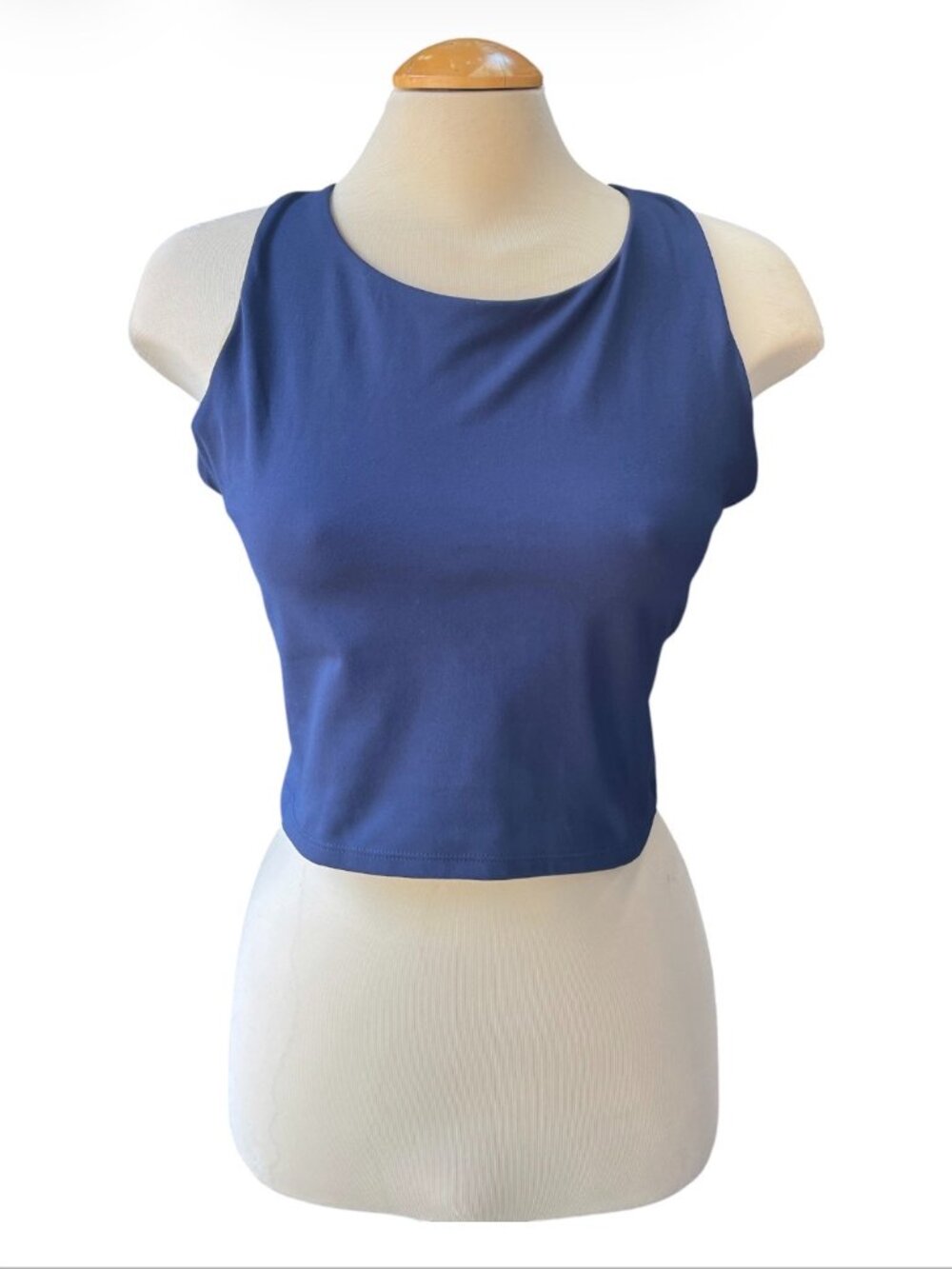 GapFit Tank Bra Blue Size Large Activewear Top Breathable Racerback Shelf Bra